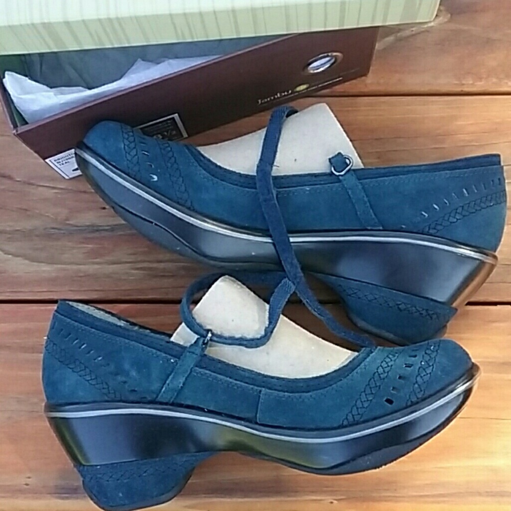 Jambu sport wedge Mary Jane with leather cut out